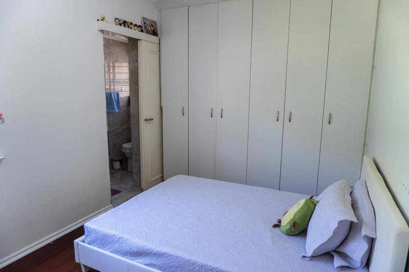 6 Bedroom Property for Sale in Plattekloof Western Cape
